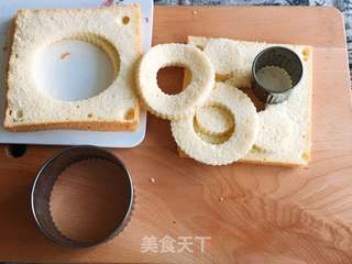 蓝莓慕斯蛋糕的做法步骤:4