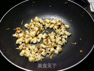 牛肉炒白菜花 的做法步骤:5