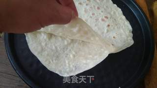 土豆丝卷饼的做法步骤:10