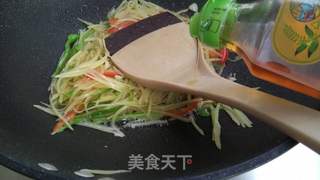 土豆丝卷饼的做法步骤:17
