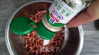怪味花生的做法步骤：5