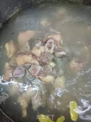 古法酸菜老鸭的做法步骤：7