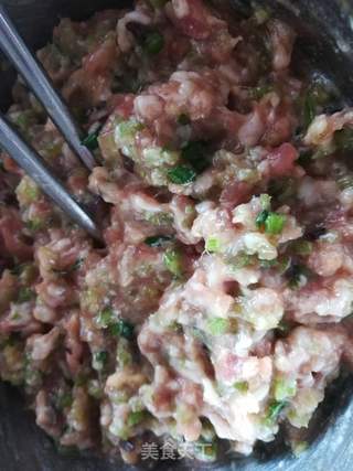 芹菜饺子的做法步骤:7