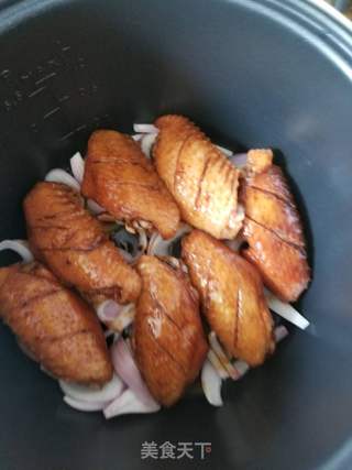 电饭锅鸡翅的做法步骤:6