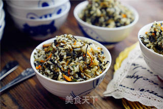 酸菜肉丁炒饭的做法步骤:7