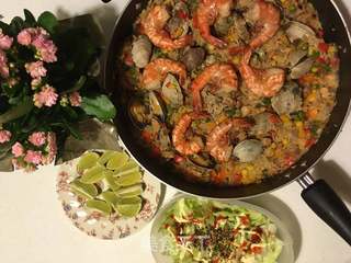 西班牙海鲜烩饭的做法步骤:12