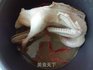 下饭菜一一卤鸭的做法步骤:2