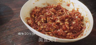 让人惊艳的大虾抱蛋饺的做法步骤：3