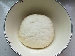 发面红糖黑芝麻花生饼的做法步骤：1