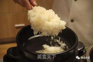 式荷叶糯米鸡 QQ弹|糯米的粘、鸡肉的滑、香菇的鲜、荷叶的香,唇齿间慢慢散放的做法步骤:2