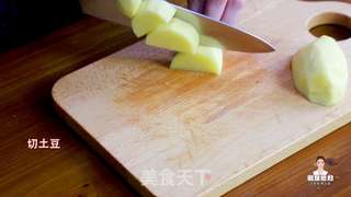 营养又简单的韩式安东炖鸡,绝对的下饭利器的做法步骤:3