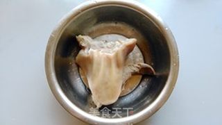 酸辣拌猪耳的做法步骤:3