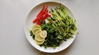 酸辣拌猪耳的做法步骤:5