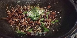 牙签肉的做法步骤:11