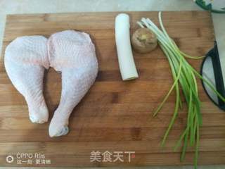 葱油鸡腿的做法步骤：1