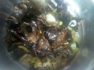 泡椒木耳的做法步骤：4