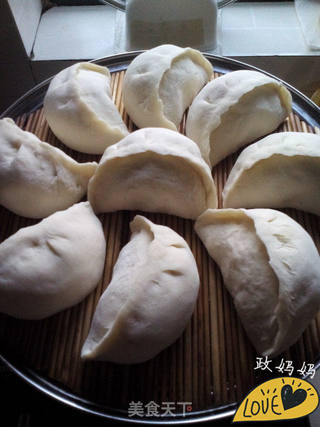 野菜大包子的做法步骤:12