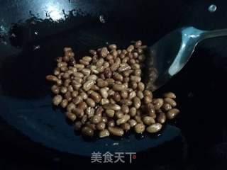 快手小炒菜一炒花生米的做法步骤:4