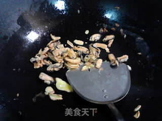 淡菜青瓜鸡蛋汤的做法步骤：11