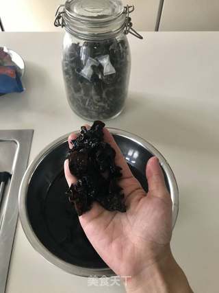 芦笋木耳虾仁水饺(完整版)的做法步骤:5