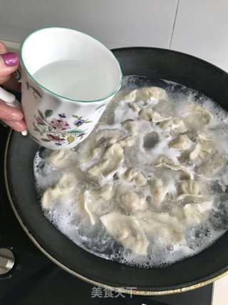 芦笋木耳虾仁水饺(完整版)的做法步骤:23