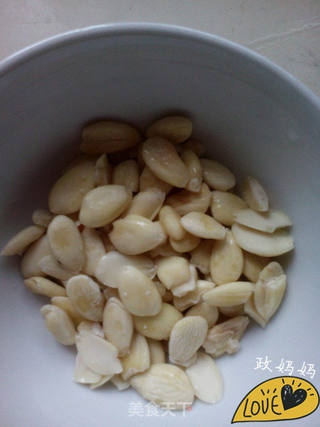 拌杏仁的做法步骤:3