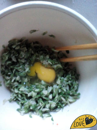 槐花饼的做法步骤:4