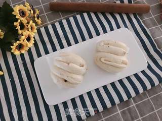 椒盐花卷的做法步骤:10