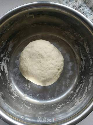 葱花火腿花卷的做法步骤:3
