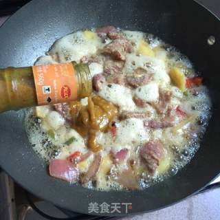 咖喱土豆烧牛肉的做法步骤:9