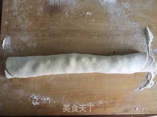 香葱芝麻酱豆渣饼的做法步骤:7