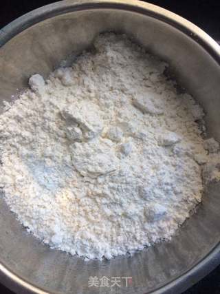 烫面葱油饼的做法步骤：1