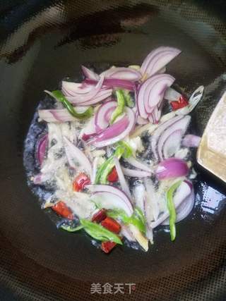 牛肉炒粉的做法步骤：4