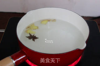 泡椒凤爪的做法步骤:4