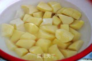 香煎土豆块的做法步骤:2