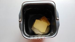 海陆双拼披萨的做法步骤:4