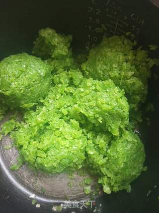 南瓜杆饺子的做法步骤:3
