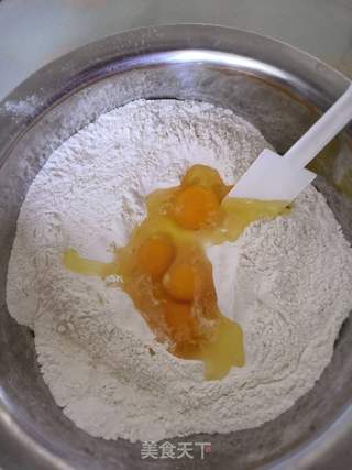 葱香酸菜发面千层饼的做法步骤:6