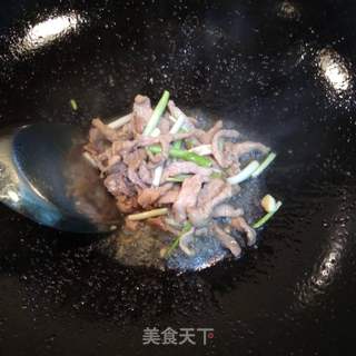 七彩炒面的做法步骤:4