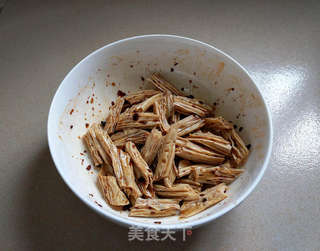 凉拌腐竹的做法步骤:7