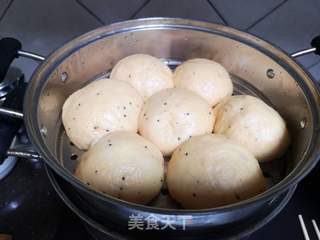 会魔术的馒头的做法步骤:5