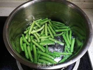 凉拌豆角的做法步骤:4