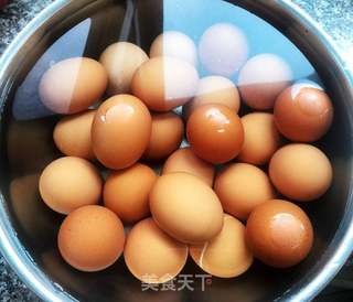 卤香蛋的做法步骤:2