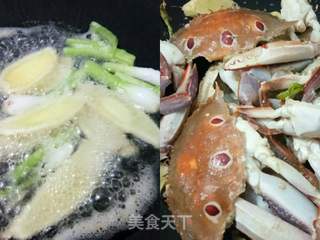 姜葱炒花蟹的做法步骤:3