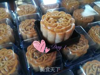 广式月饼-莲蓉蛋黄月饼的做法步骤:24