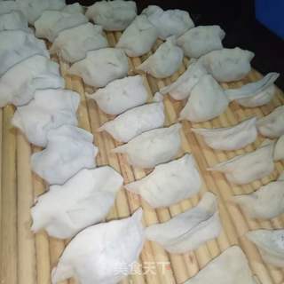 韭菜白菜猪肉水饺的做法步骤:11