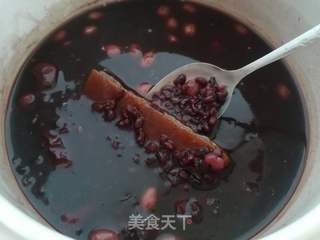 黑米红枣养颜粥的做法步骤:7