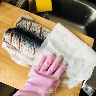 香辣烤鱼的做法步骤:2
