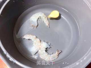 【宝宝辅食】鲜虾杂蔬蛋卷 的做法步骤：4