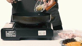 四人厨丨五花臊子面的做法步骤:7